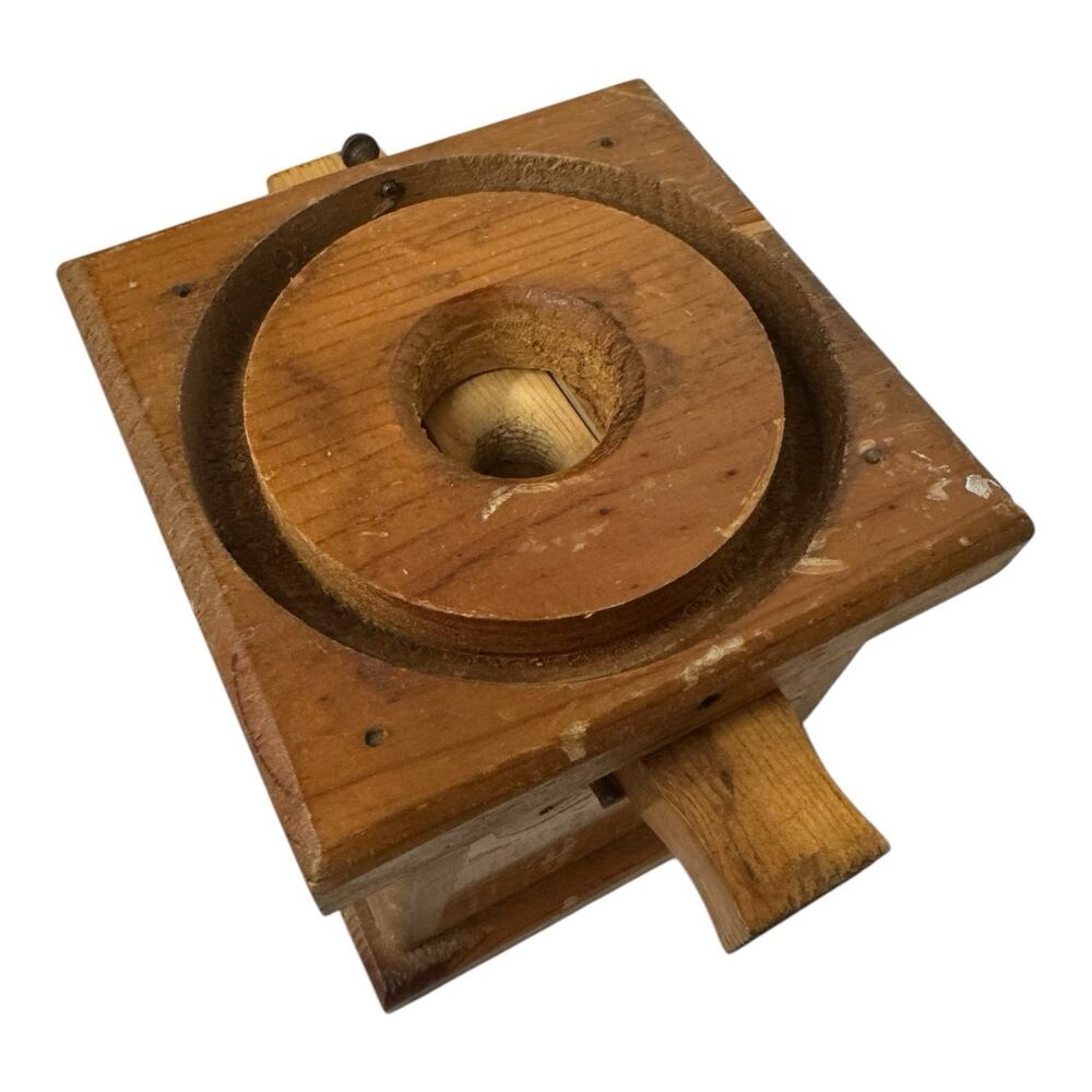 Vintage Knock On Wood Core Wood Gumball Machine Made in USA - Picture 7 of 10